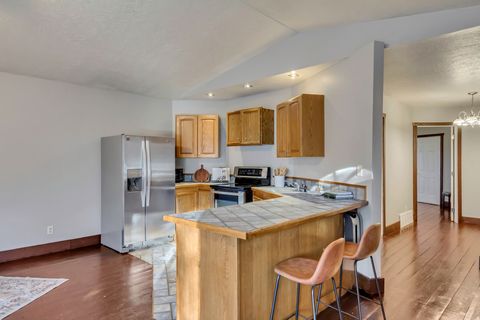 Tiny photo for 762 E PATTERSON St S, Ogden, UT 84403 (MLS # 2127163)