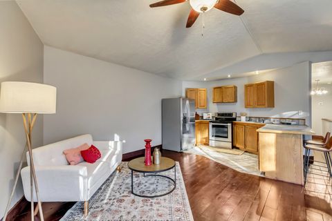 Tiny photo for 762 E PATTERSON St S, Ogden, UT 84403 (MLS # 2127163)