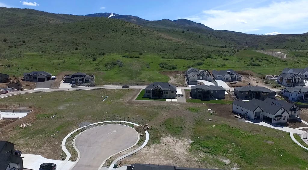 Photo of 3049 W SUMMIT CIR #757, Morgan, UT 84050 (MLS # 2179906)