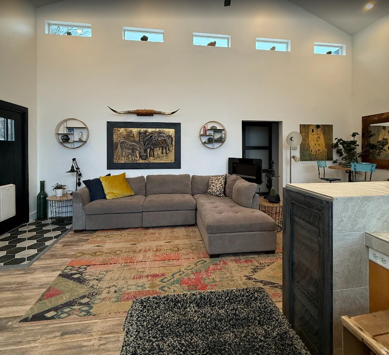 EAST SUNSET RIDGE - Residential