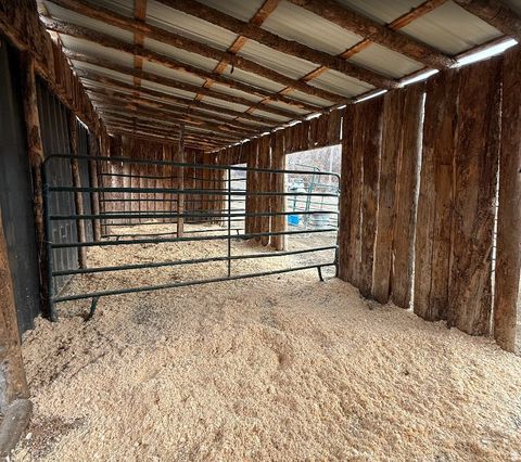 Tiny photo for 711 E 400 N, Springville, UT 84663 (MLS # 2135907)