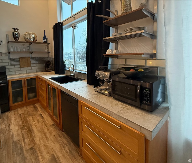 EAST SUNSET RIDGE - Residential