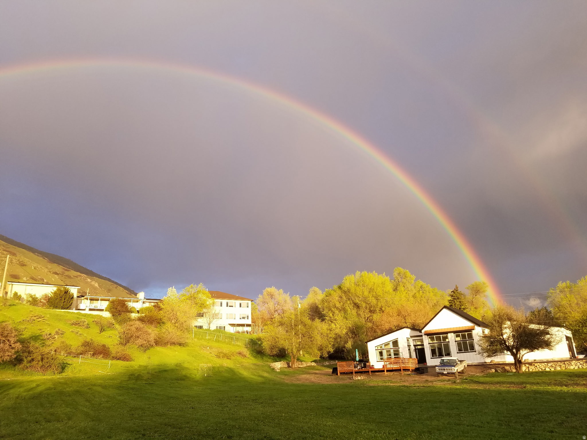 EAST SUNSET RIDGE - Residential
