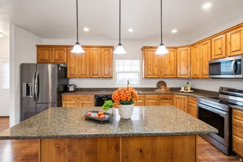 Tiny photo for 2029 W CRESCENT ROW S, Mapleton, UT 84664 (MLS # 2182575)
