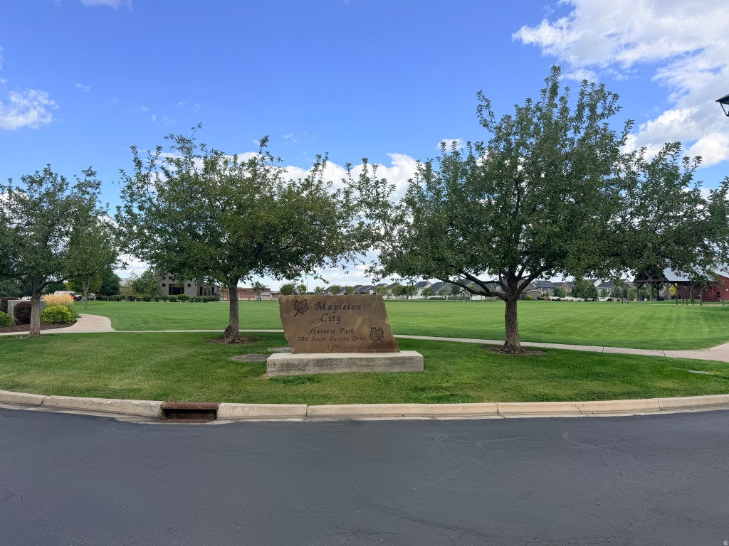 Photo of 2029 W CRESCENT ROW S, Mapleton, UT 84664 (MLS # 2182575)