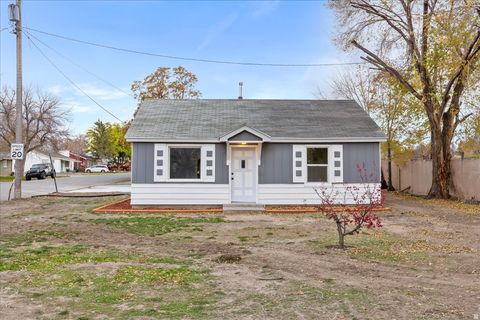 Photo of 40 E MAIN ST, Grantsville, UT 84029 (MLS # 2123171)