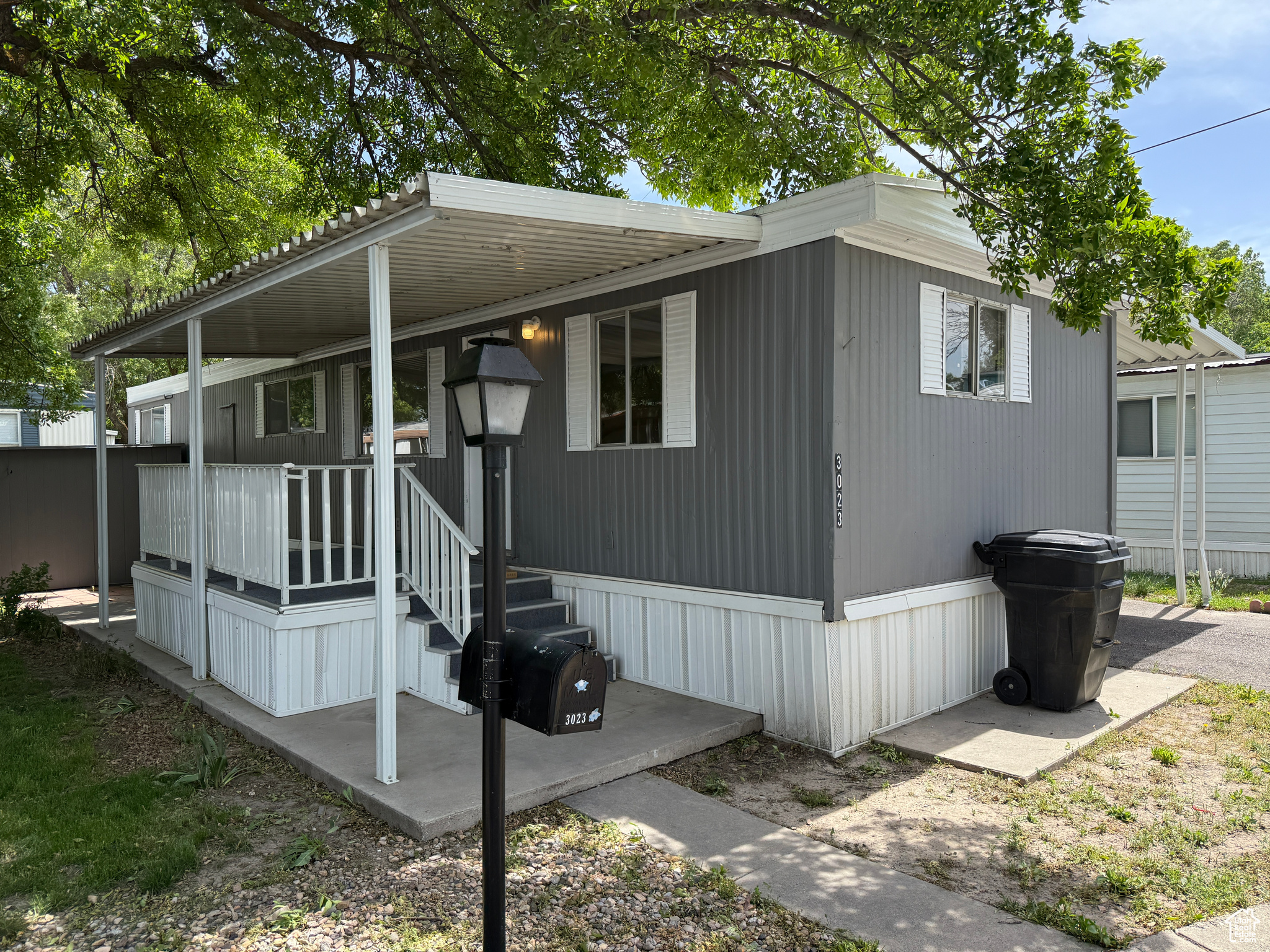 AMERICAN HERITAGE RETIREMENT COMMUNITY - Residential