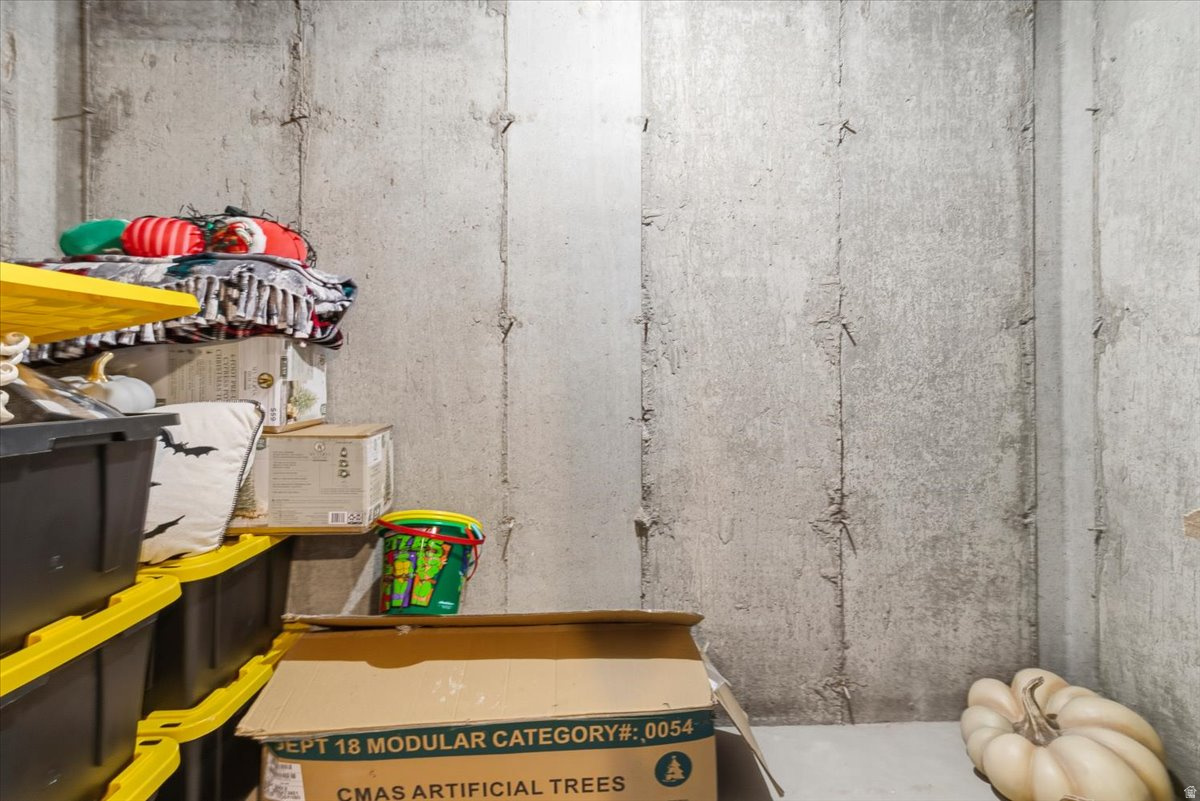 KIRKLAND HEIGHTS SUB - Residential