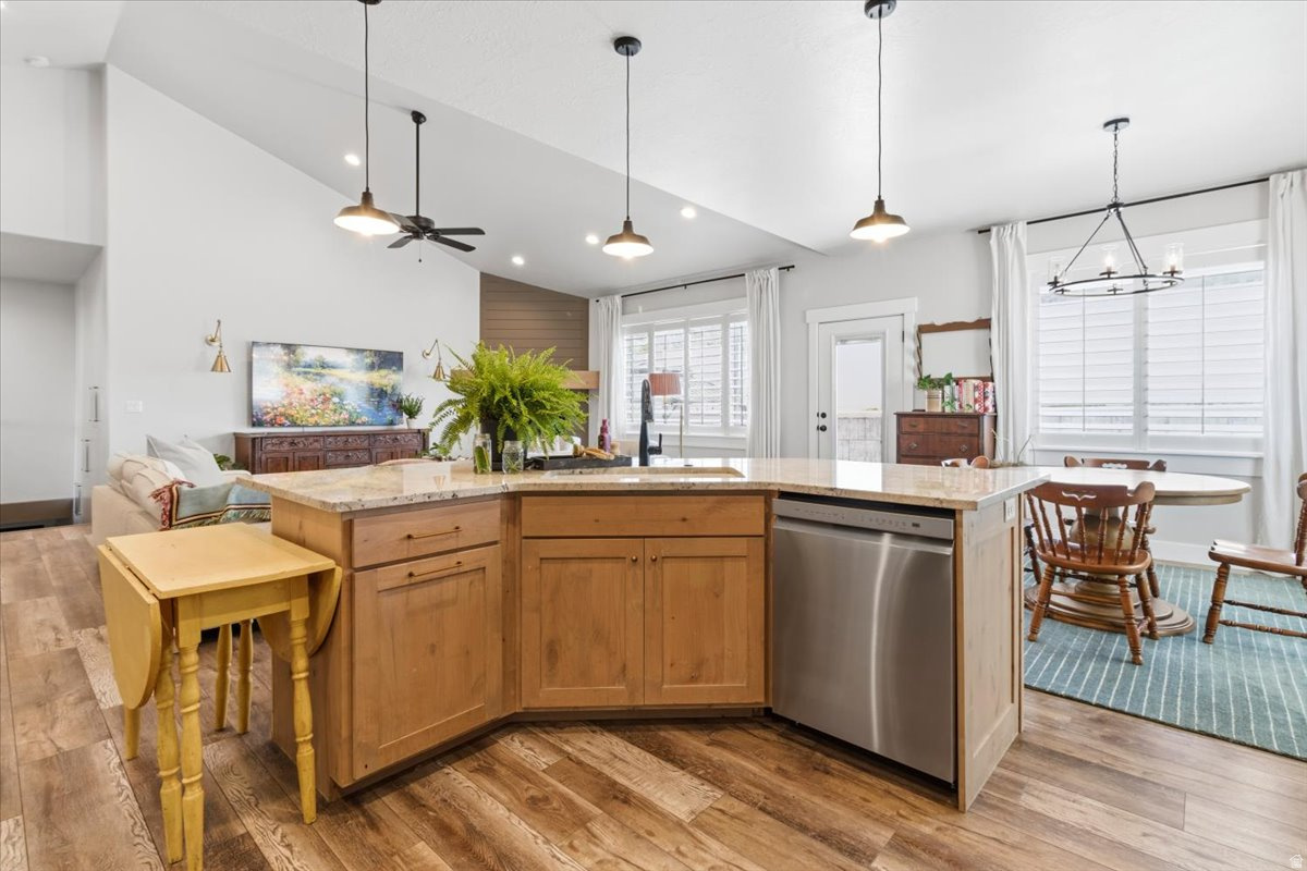 KIRKLAND HEIGHTS SUB - Residential