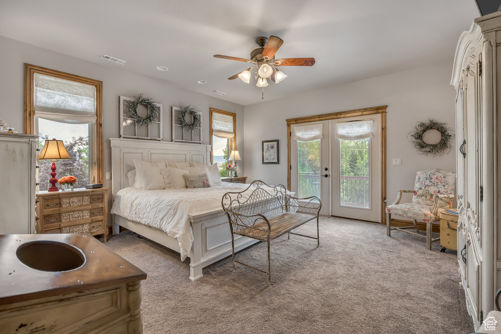 STONEHAVEN - Residential