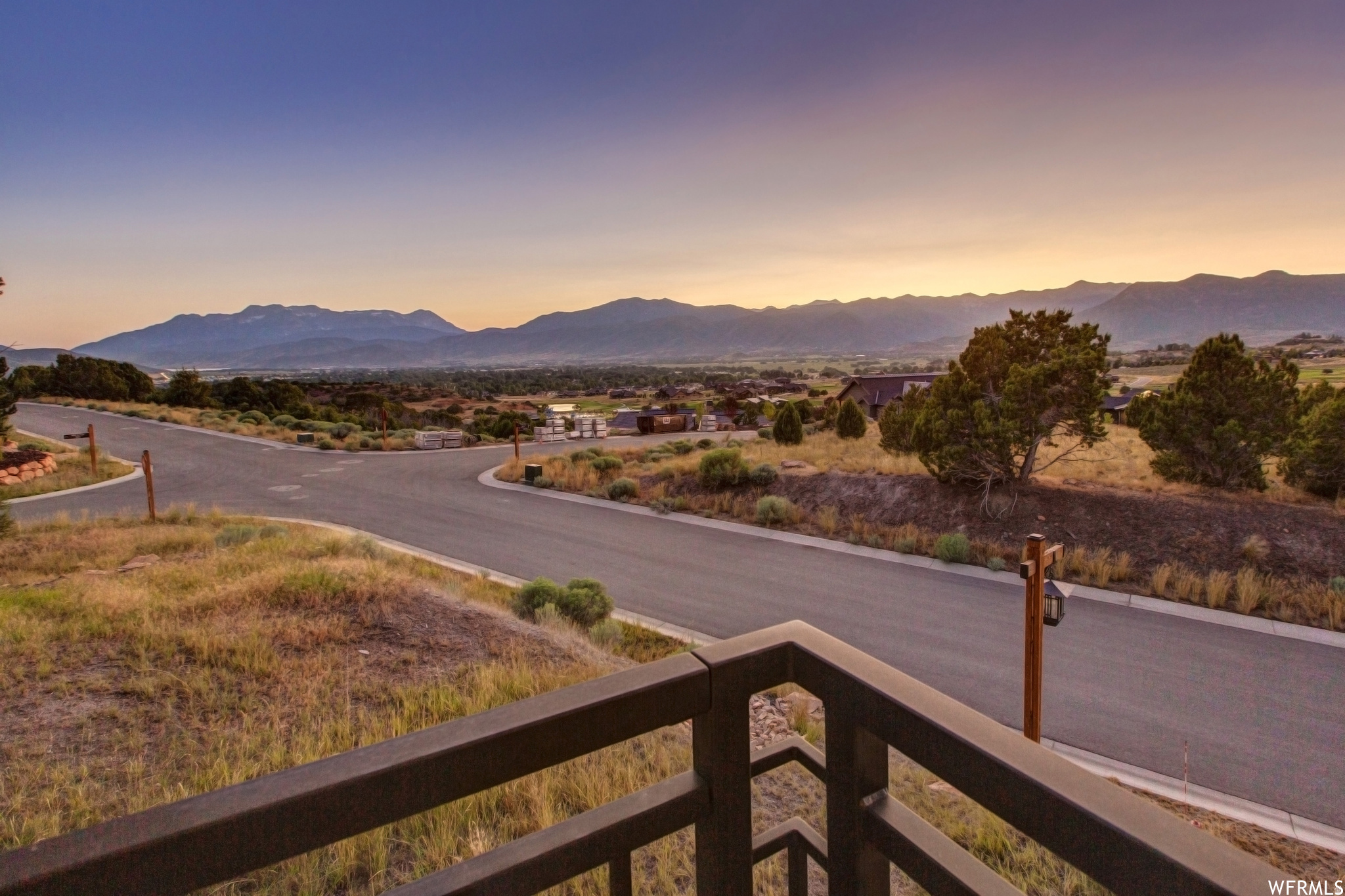 RED LEDGES - Residential Lease