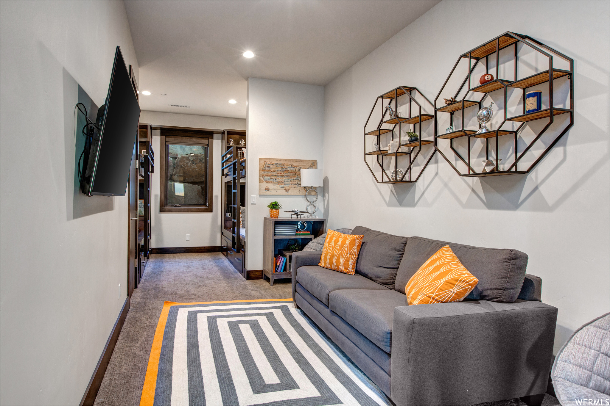 RED LEDGES - Residential Lease