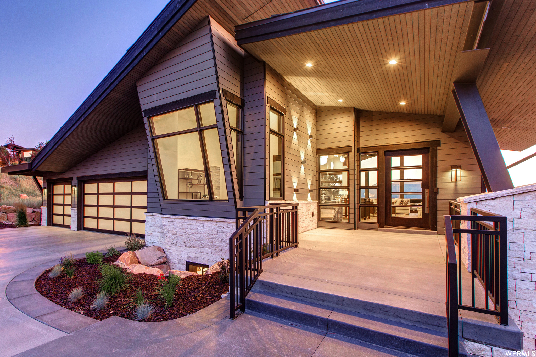 RED LEDGES - Residential Lease