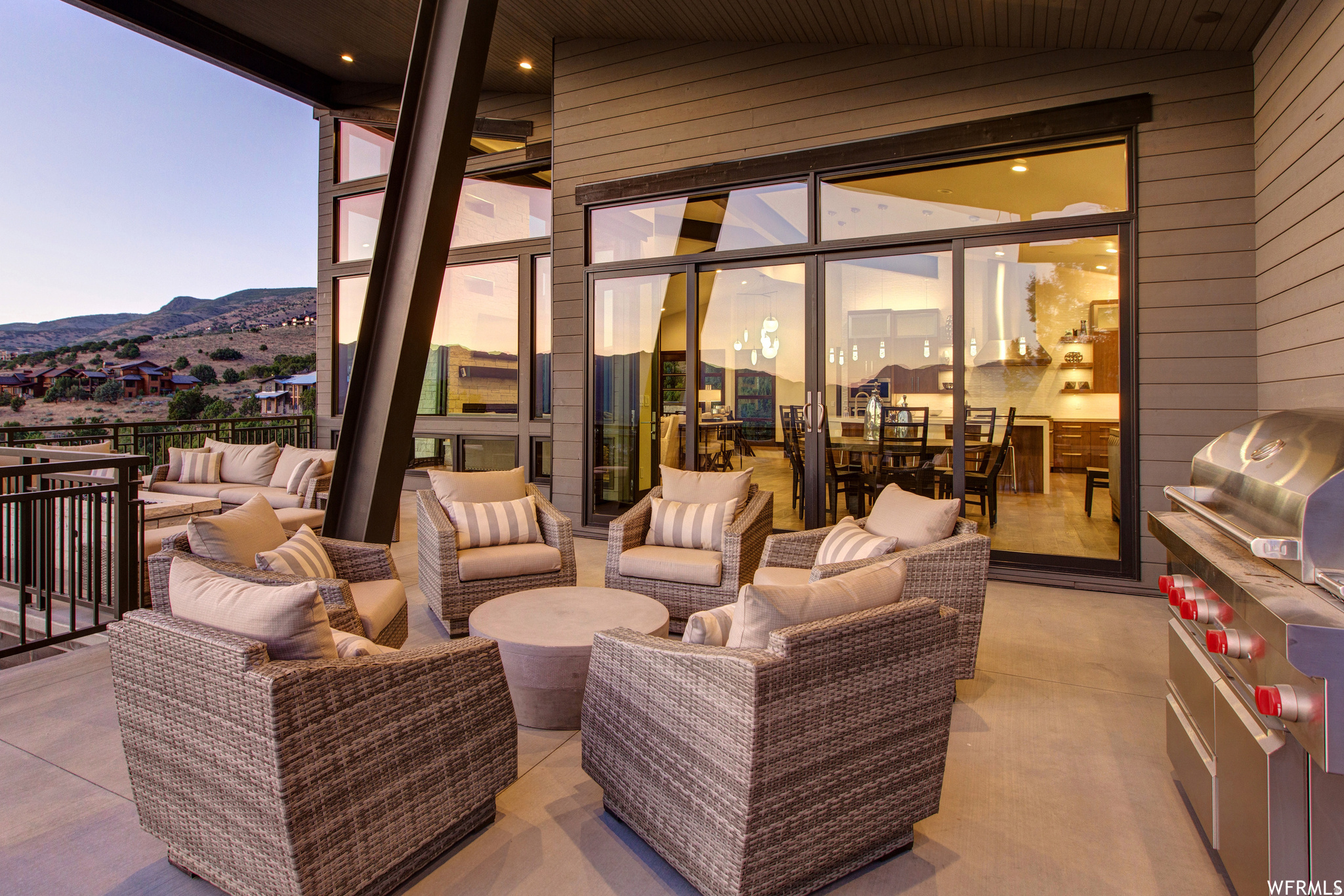 RED LEDGES - Residential Lease
