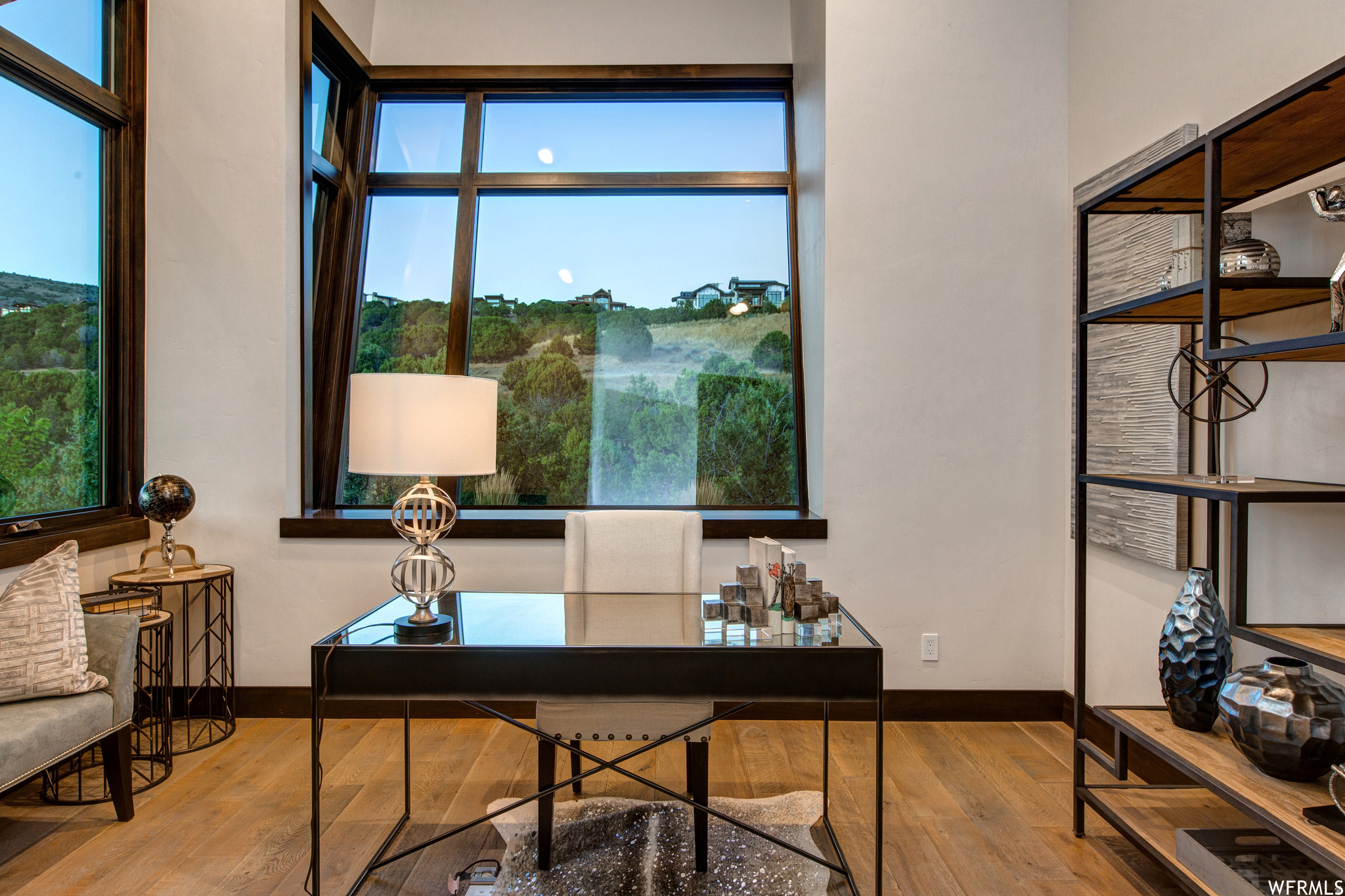 RED LEDGES - Residential Lease