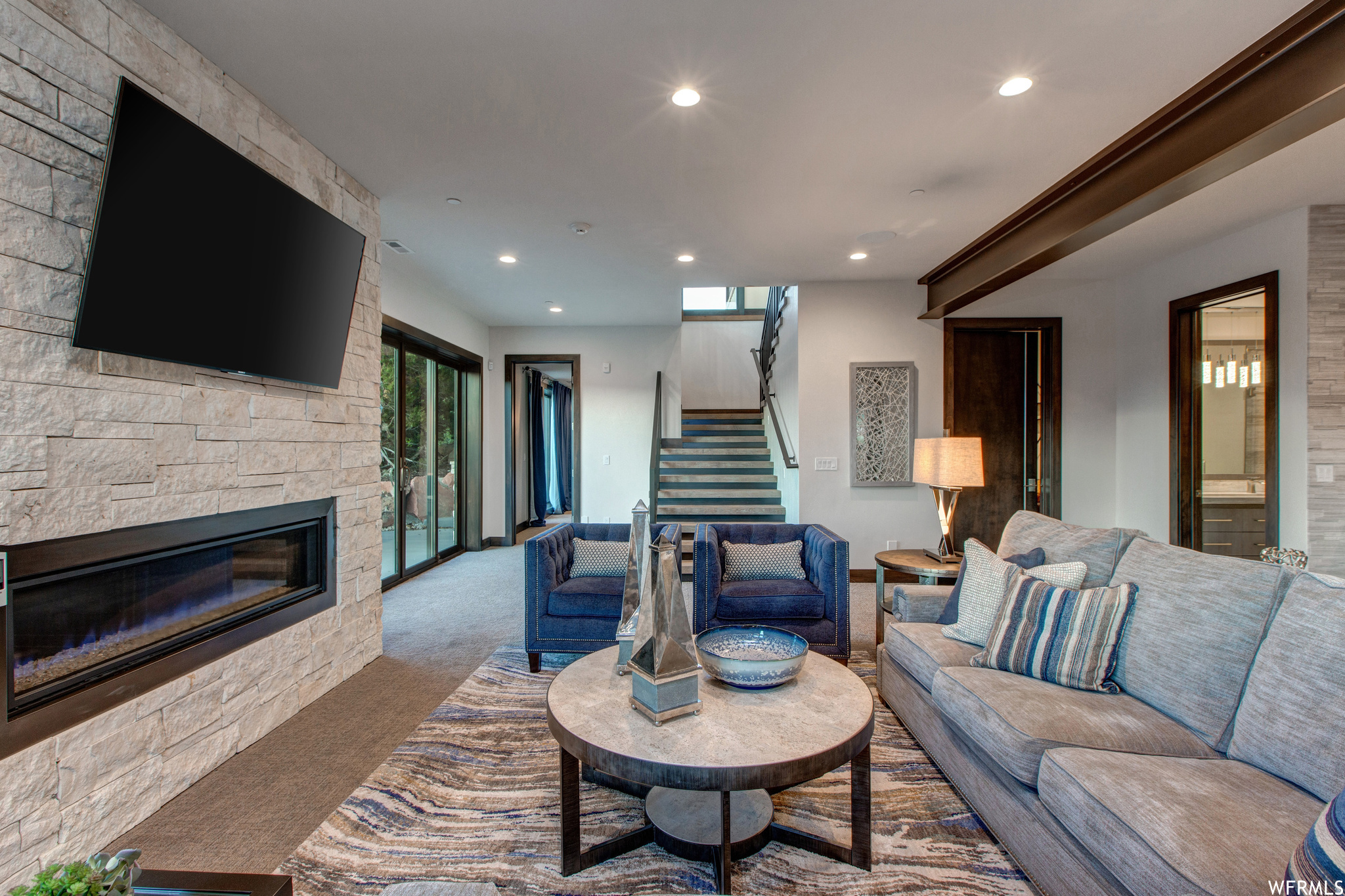 RED LEDGES - Residential Lease
