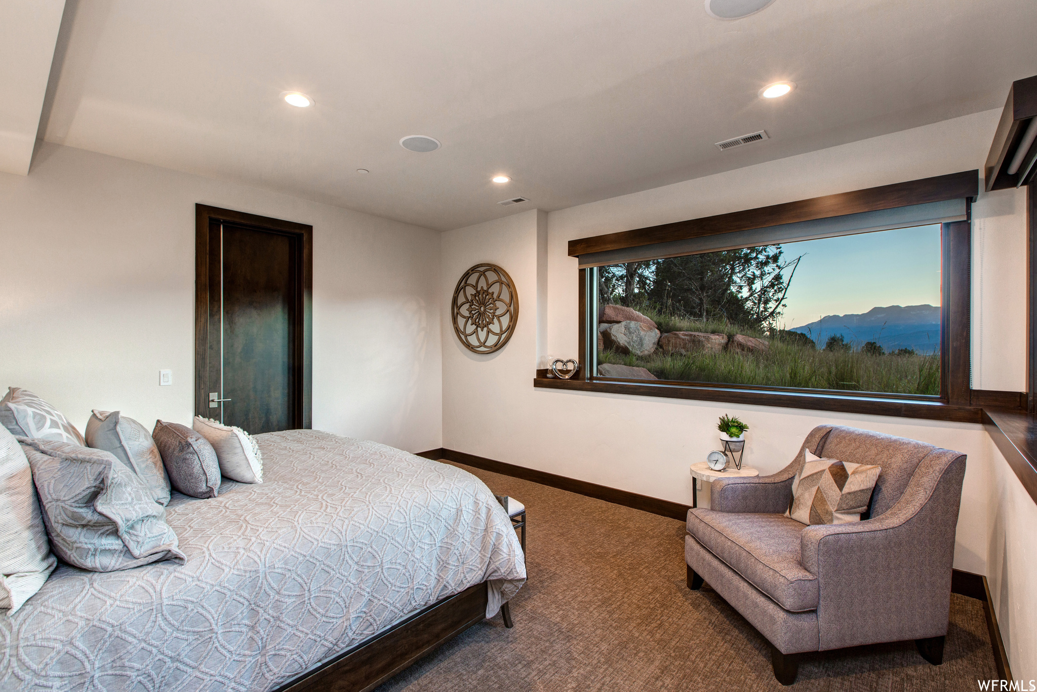 RED LEDGES - Residential Lease