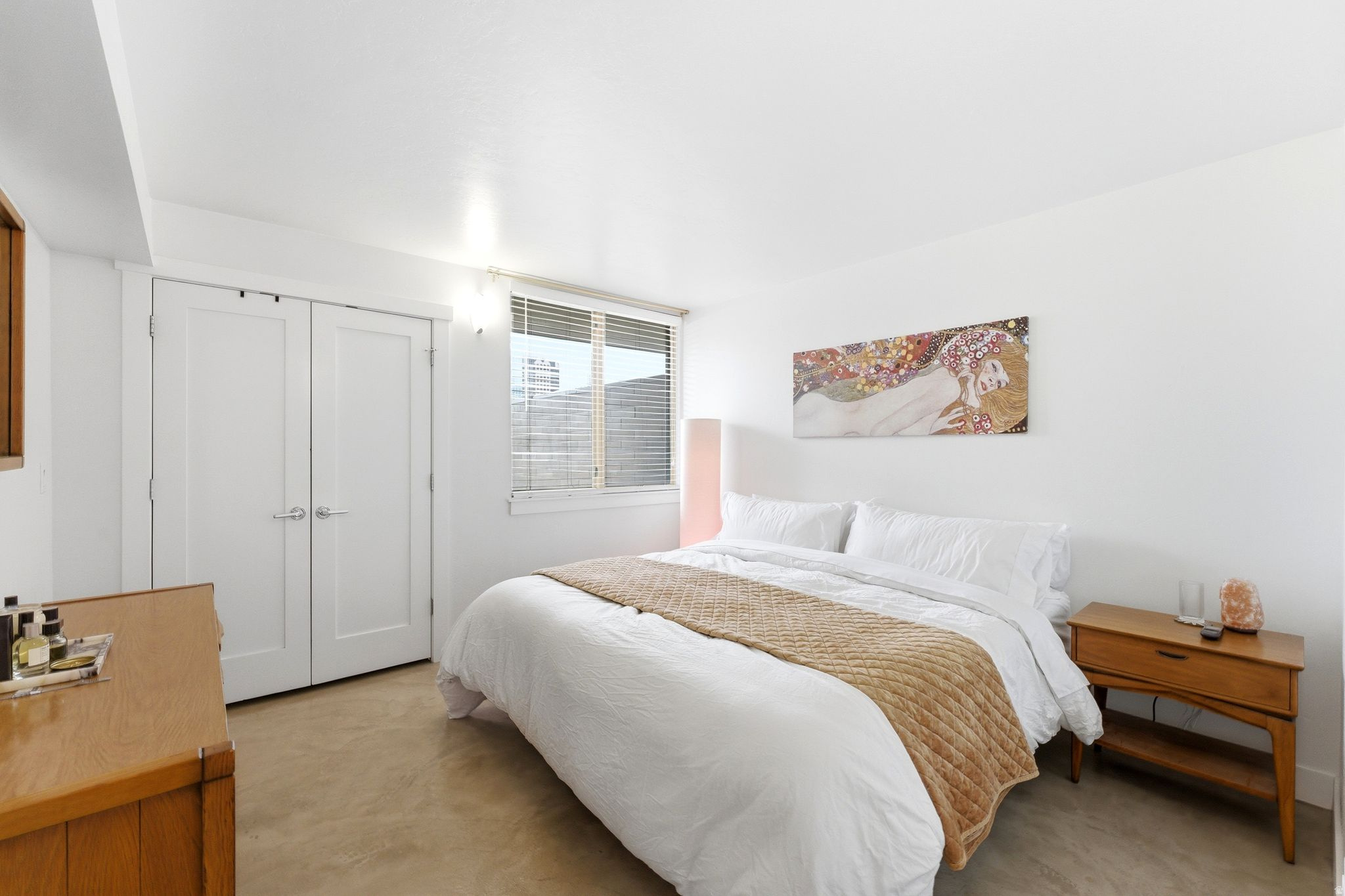 BROADWAY TOWER CONDO - Residential