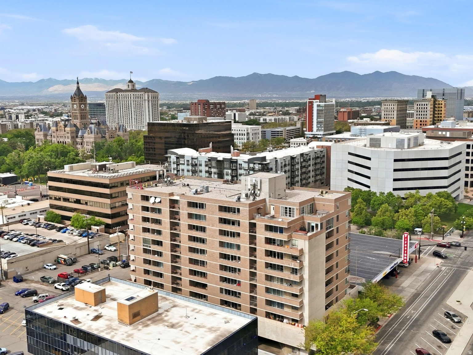 BROADWAY TOWER CONDO - Residential
