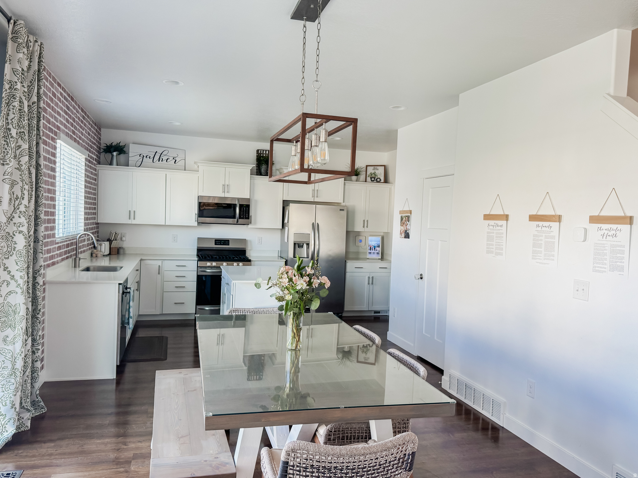 LEGACY FARMS - Residential