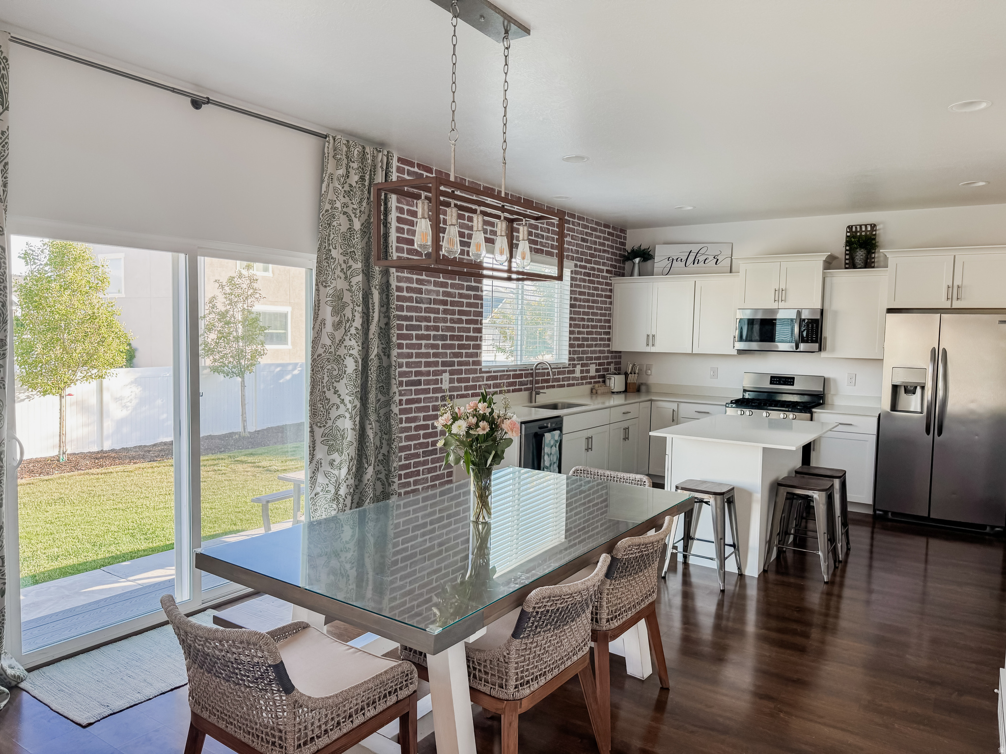 LEGACY FARMS - Residential