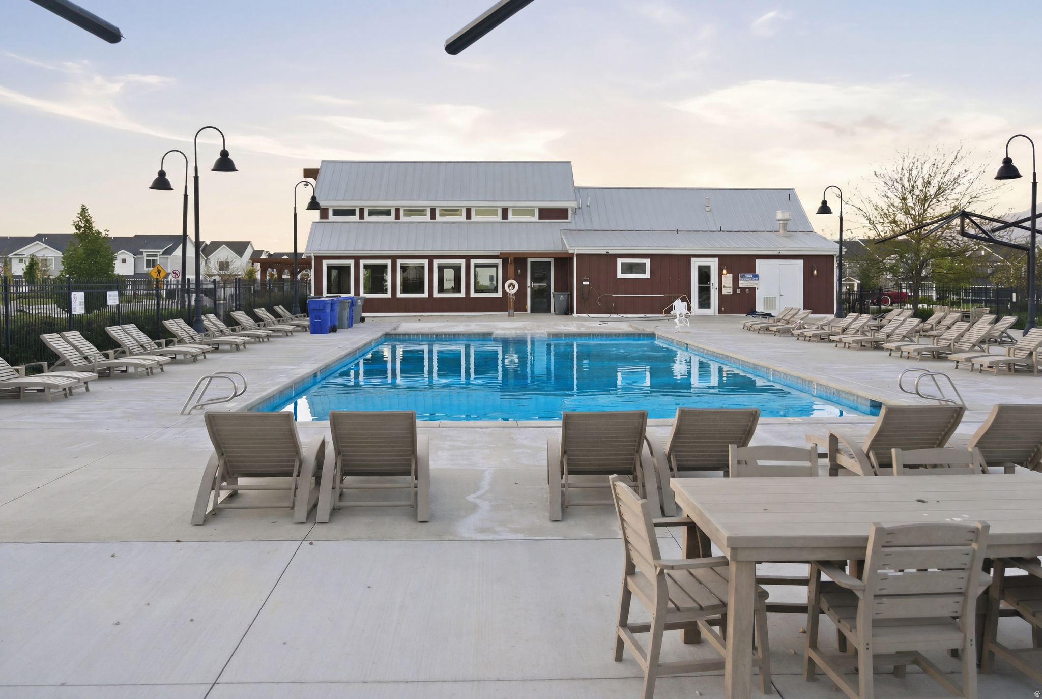 LEGACY FARMS - Residential