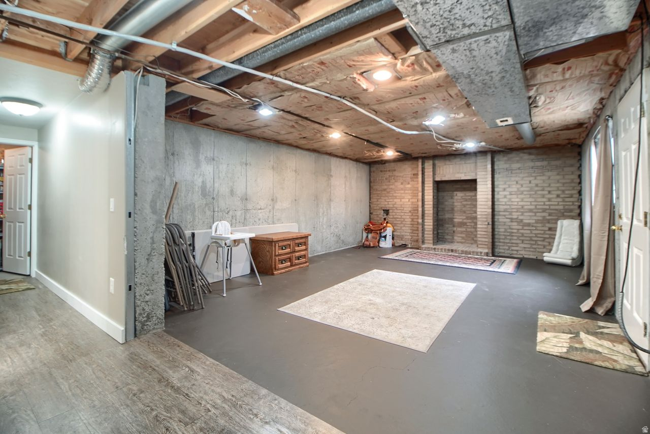 SOMERVILLE - Residential