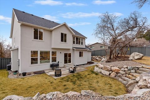 Tiny photo for 365 S MOUNTAIN RD, Fruit Heights, UT 84037 (MLS # 2137846)