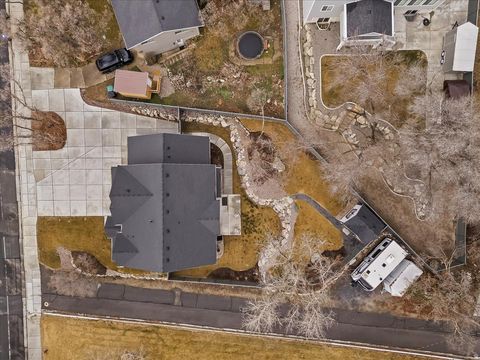 Tiny photo for 365 S MOUNTAIN RD, Fruit Heights, UT 84037 (MLS # 2137846)