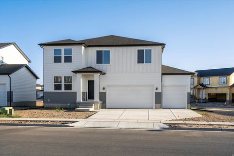 Photo of 892 N 260 St E #202, Santaquin, UT 84655 (MLS # 2142828)