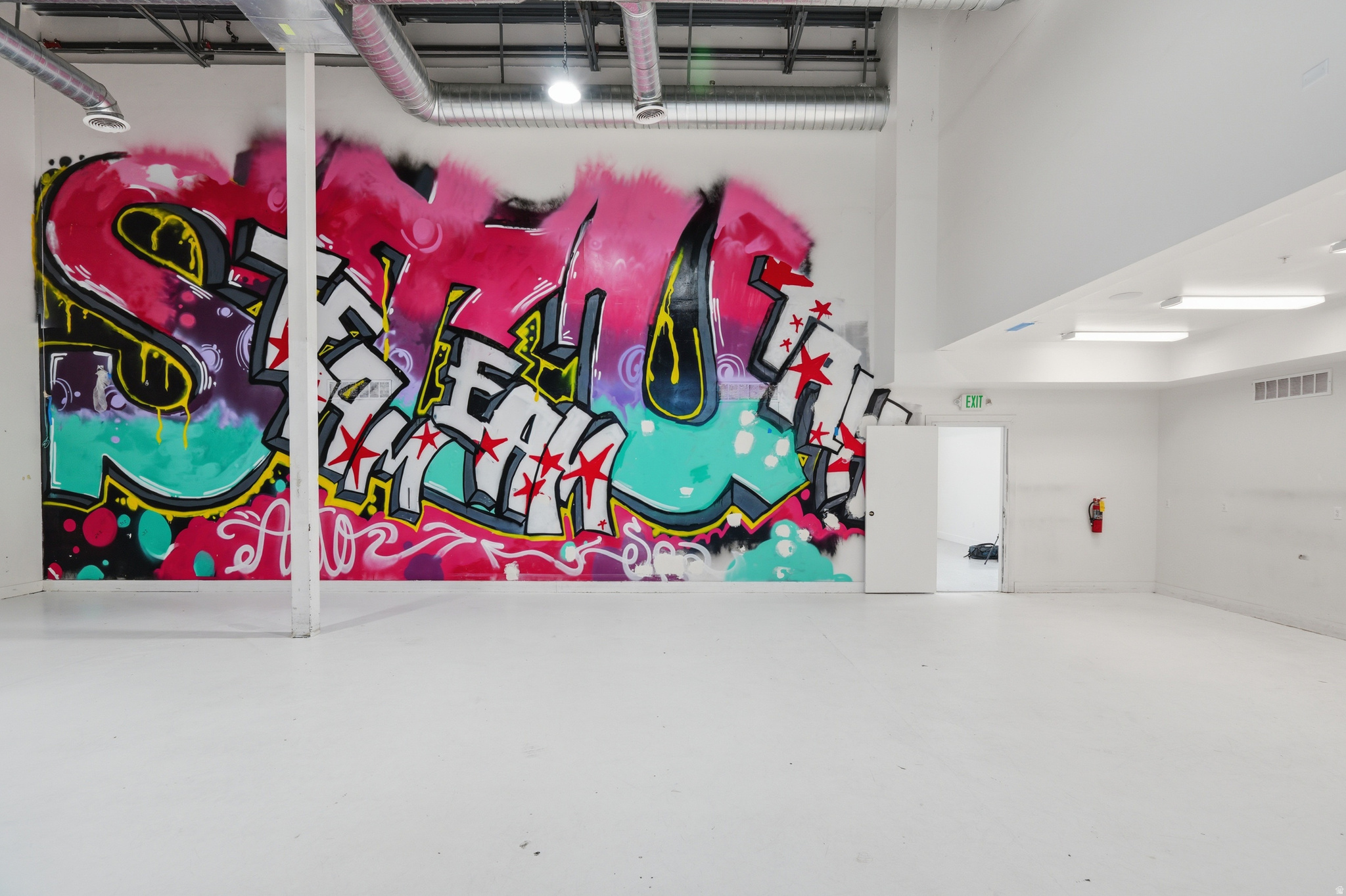 CENTER POINT - Commercial Sale