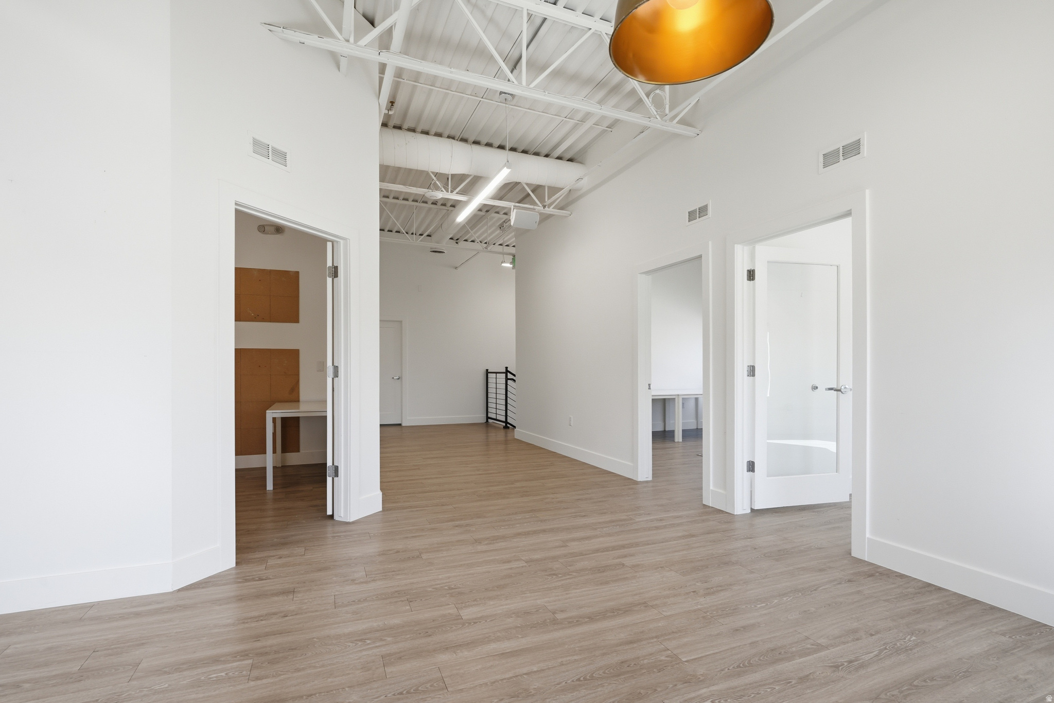 CENTER POINT - Commercial Sale