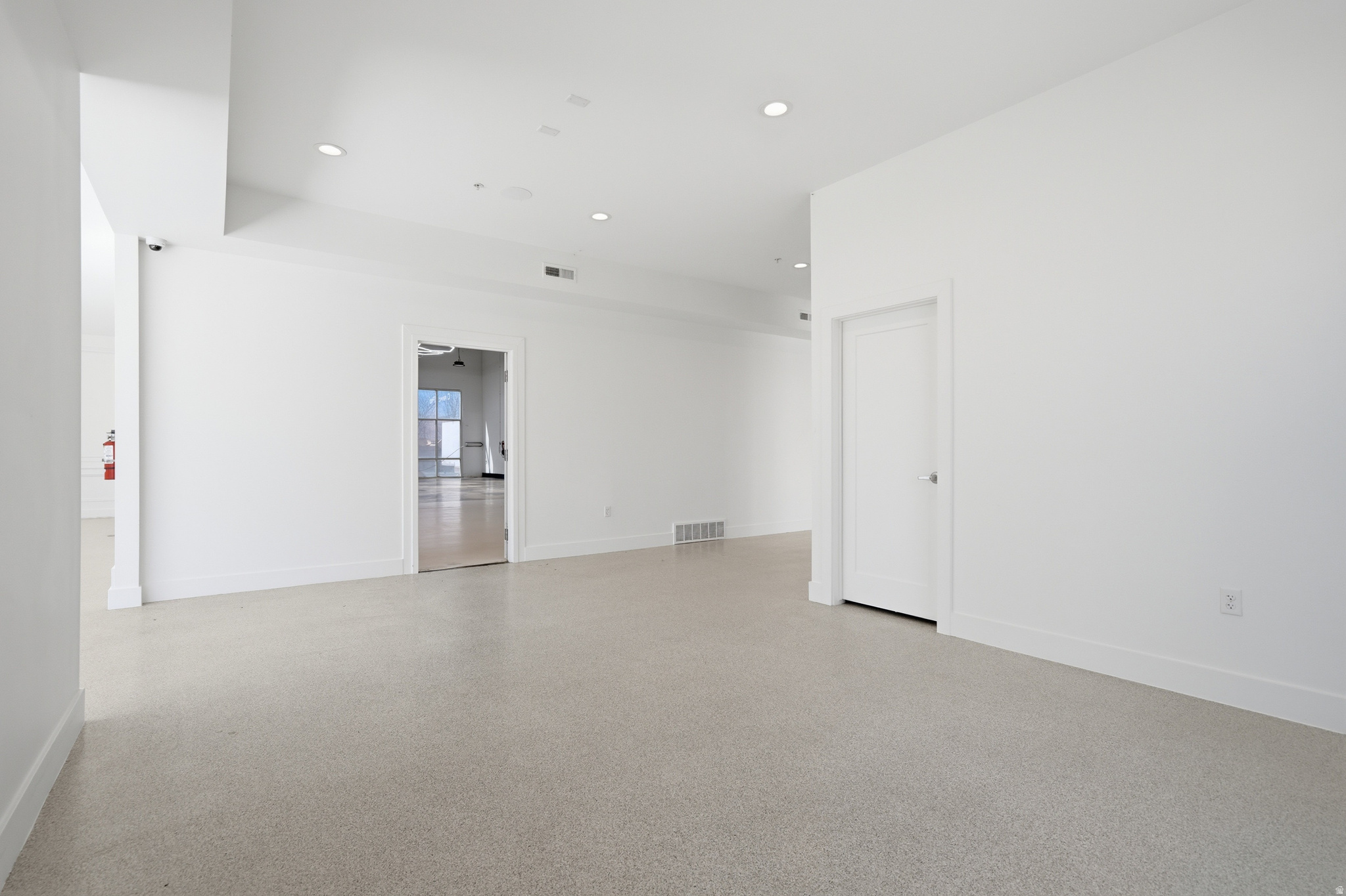 CENTER POINT - Commercial Sale