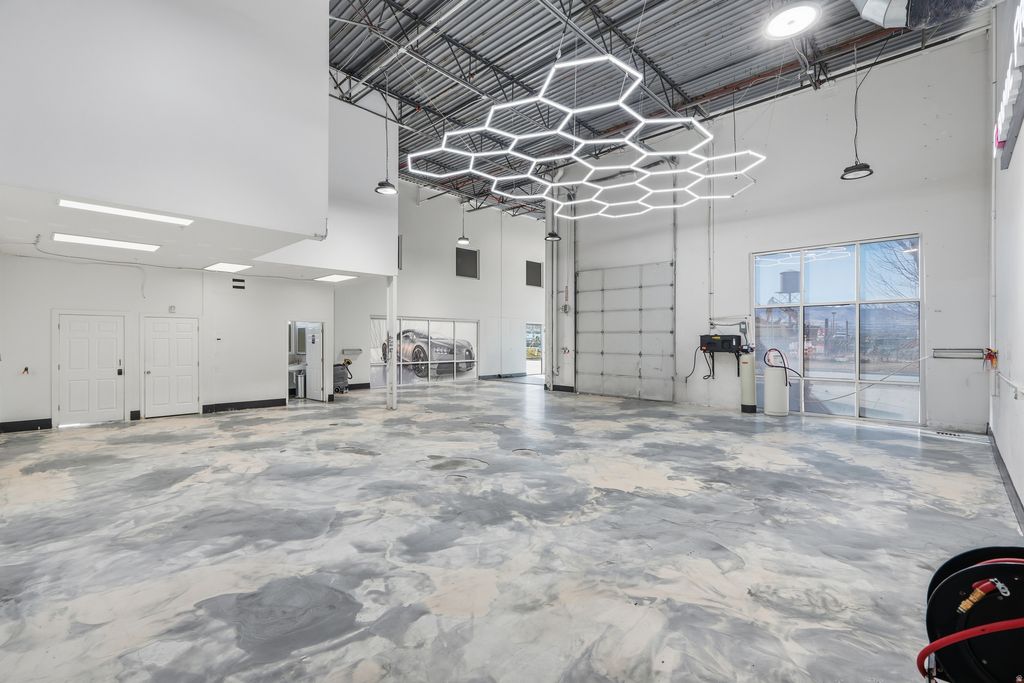 Photo of 14568 S CENTER POINT WAY, Bluffdale, UT 84065 (MLS # 2143650)