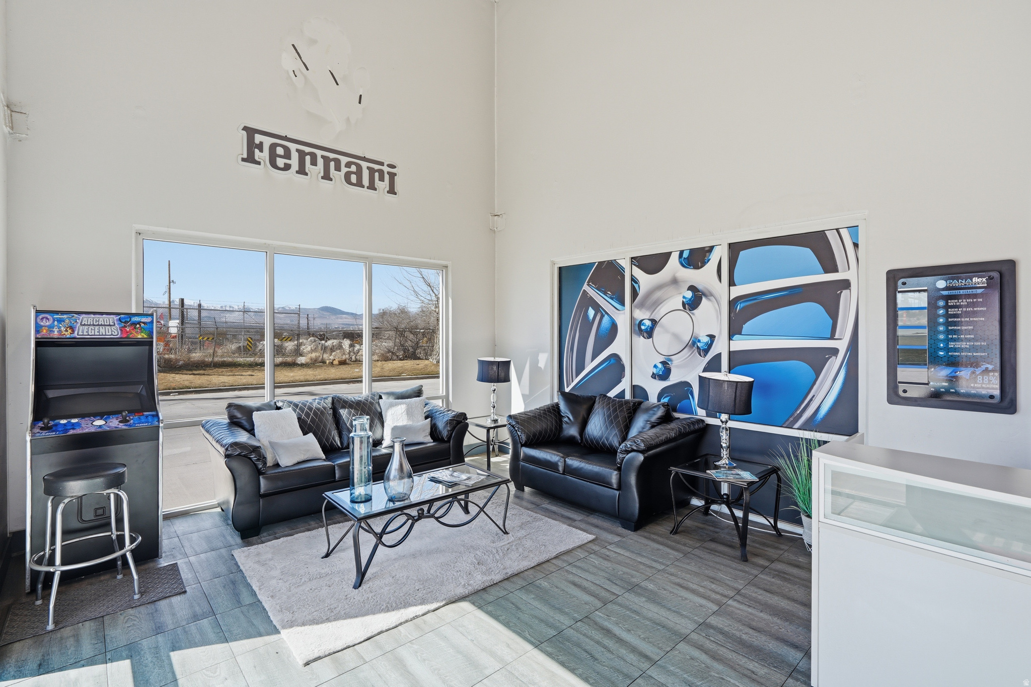 CENTER POINT - Commercial Sale