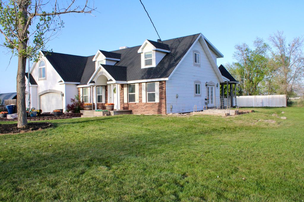 Photo of 2020 N 6200 W, Ogden, UT 84404 (MLS # 2152906)