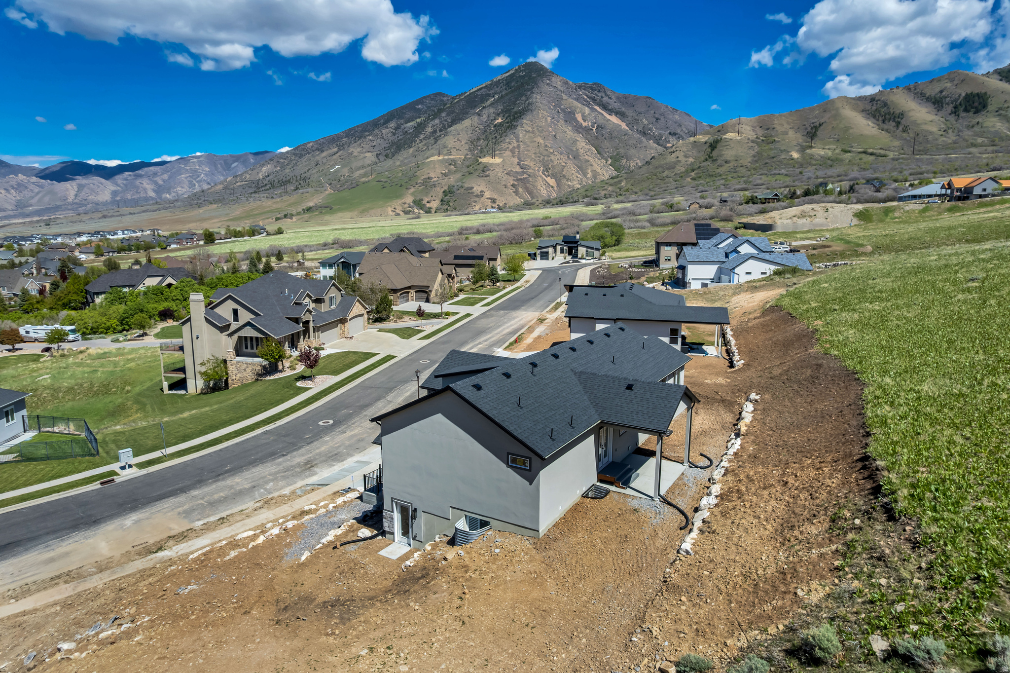 DEER HOLLOW PHS 7 - Residential