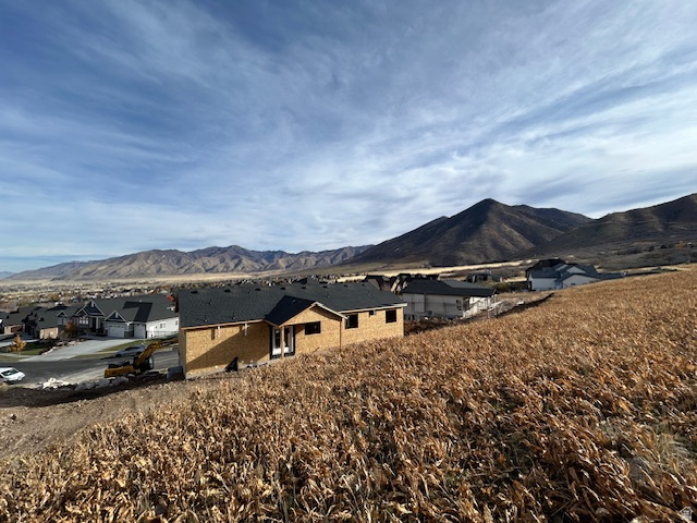 DEER HOLLOW PHS 7 - Residential