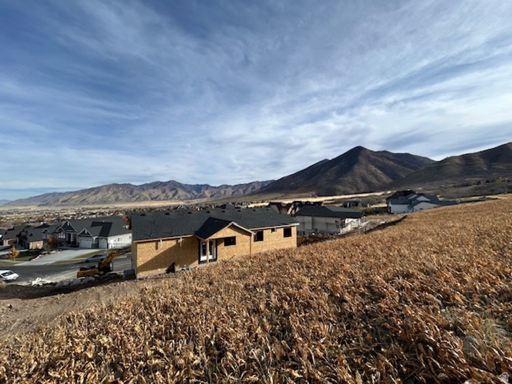 Photo of 702 OAKRIDGE DR #701, Tooele, UT 84074 (MLS # 2121601)