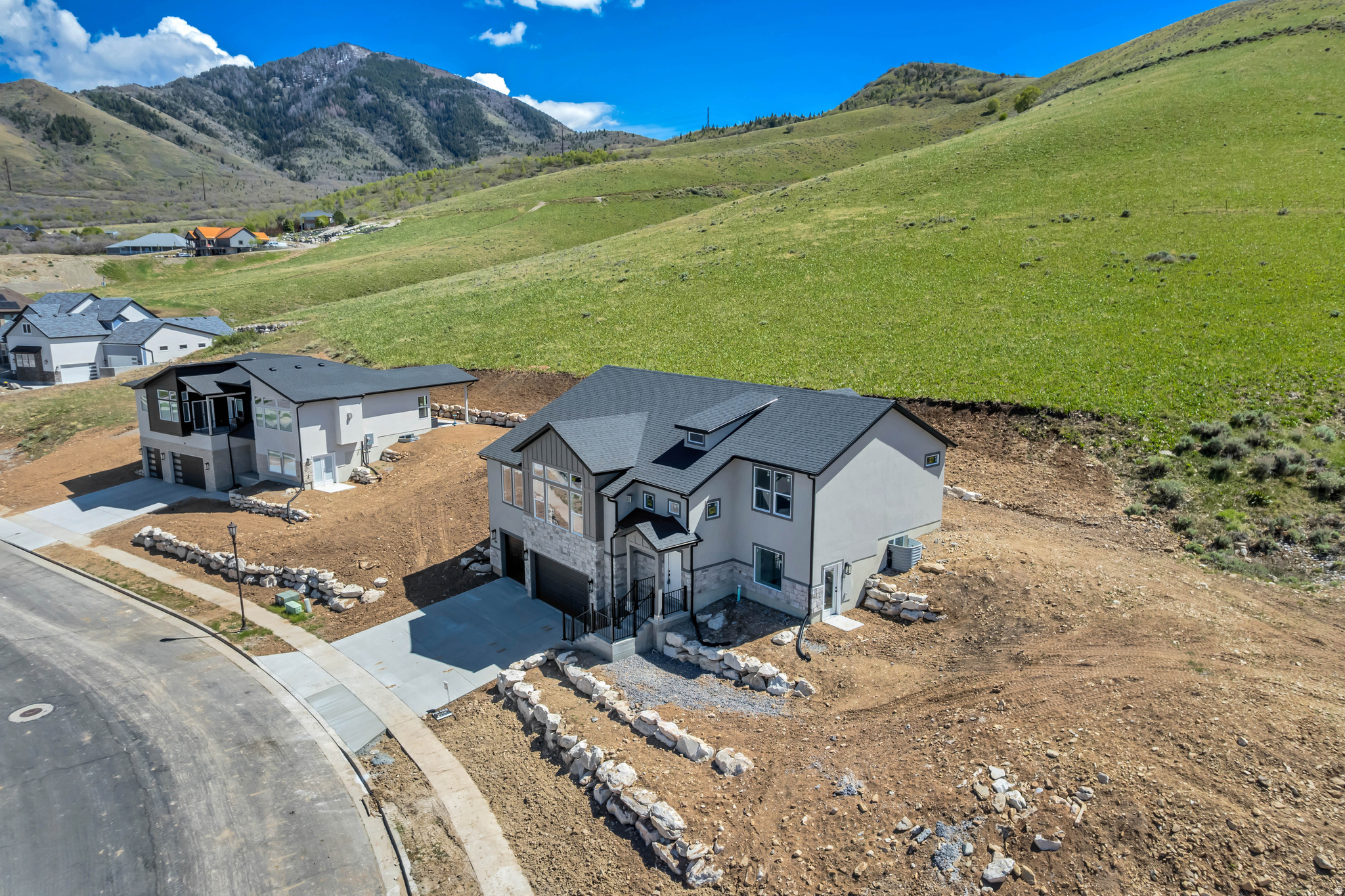 DEER HOLLOW PHS 7 - Residential