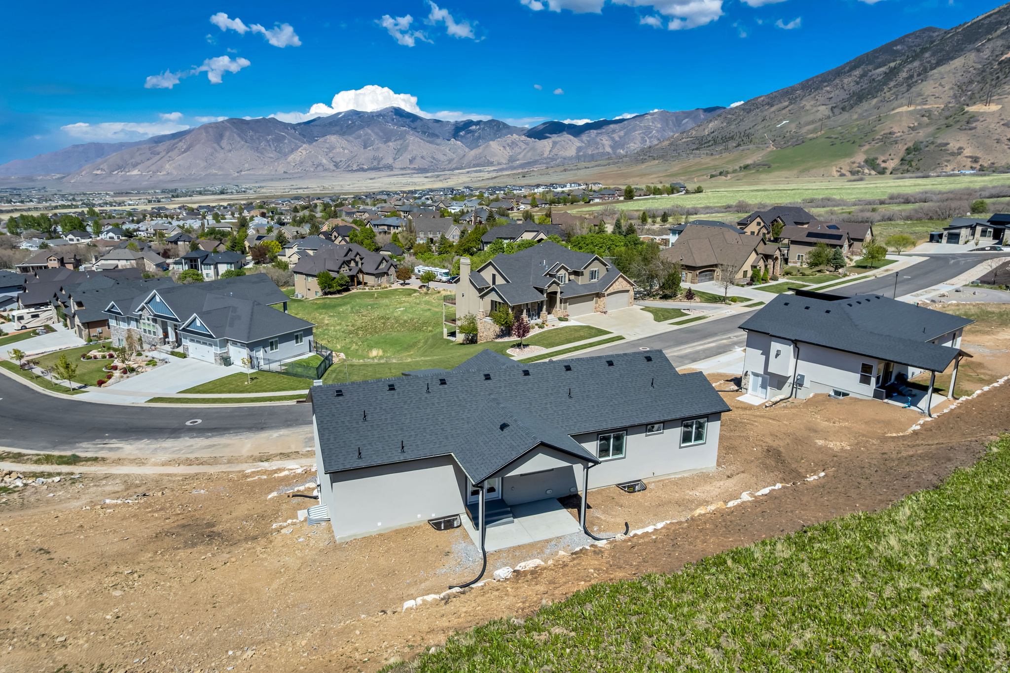 DEER HOLLOW PHS 7 - Residential