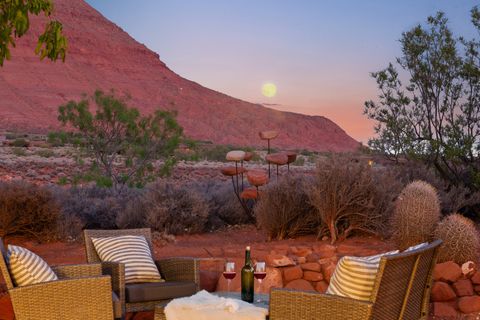 Tiny photo for 1068 N SHONTO RIDGE DR, Kayenta, UT 84738 (MLS # 2134947)