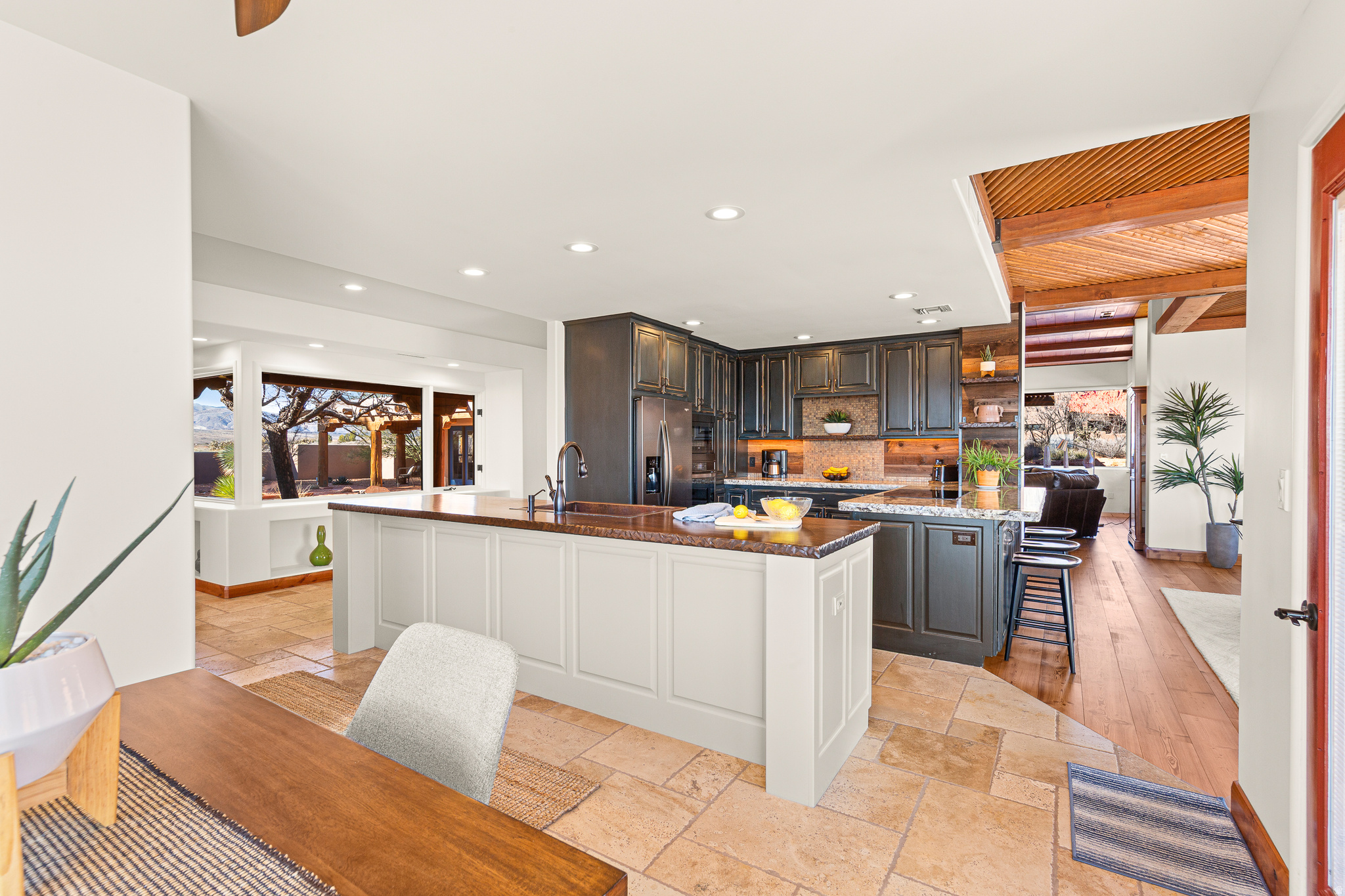 SHONTO POINT 4 - Residential