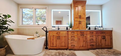 Tiny photo for 1068 N SHONTO RIDGE DR, Kayenta, UT 84738 (MLS # 2134947)