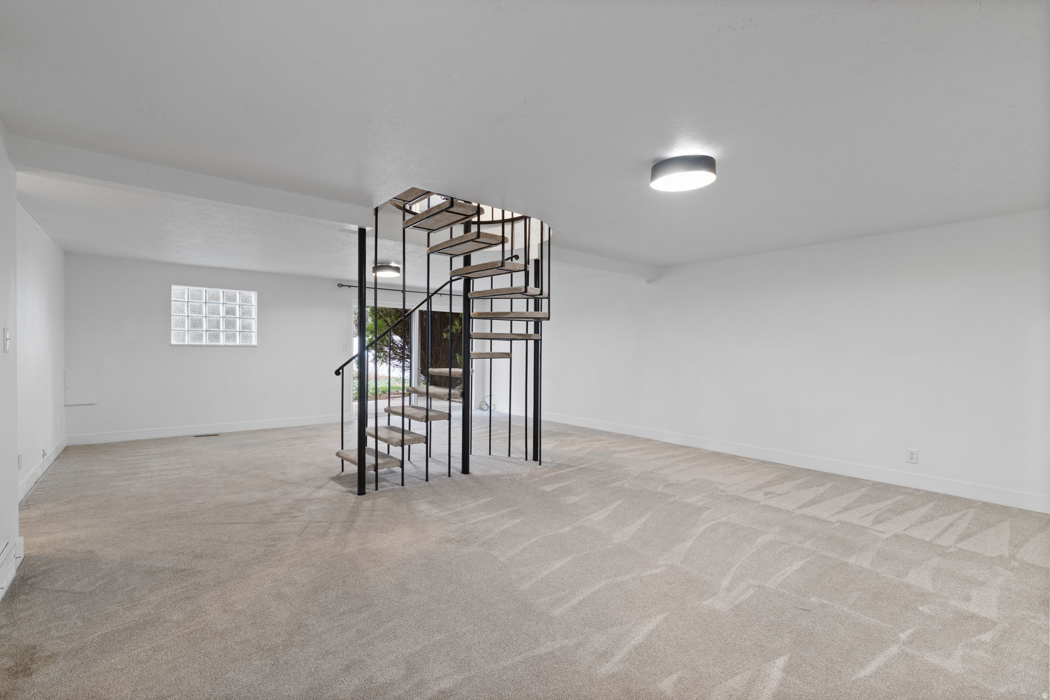 HOLLADAY VILLAGE - Residential