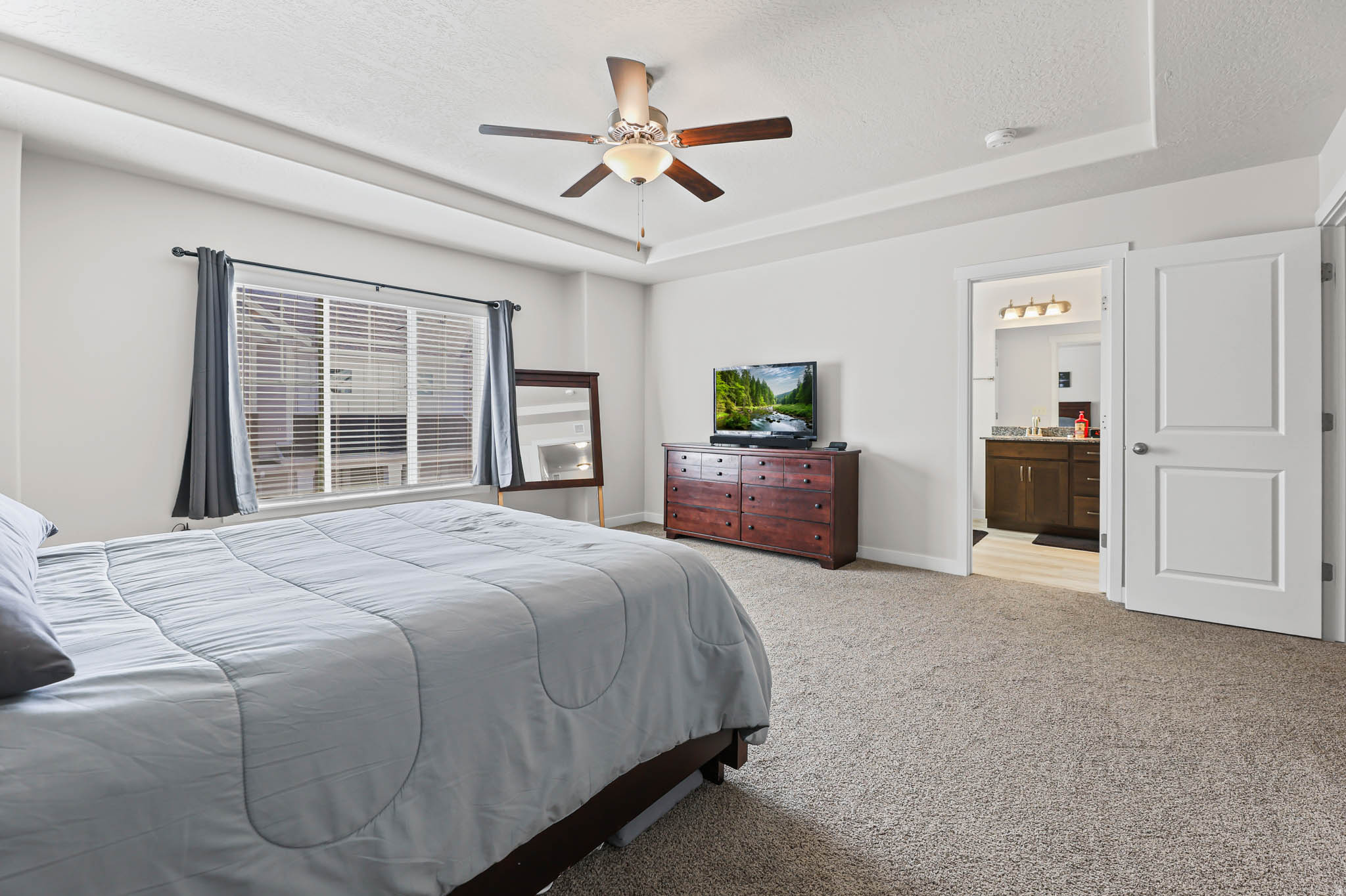 DEL MONTE TOWNHOMES - Residential