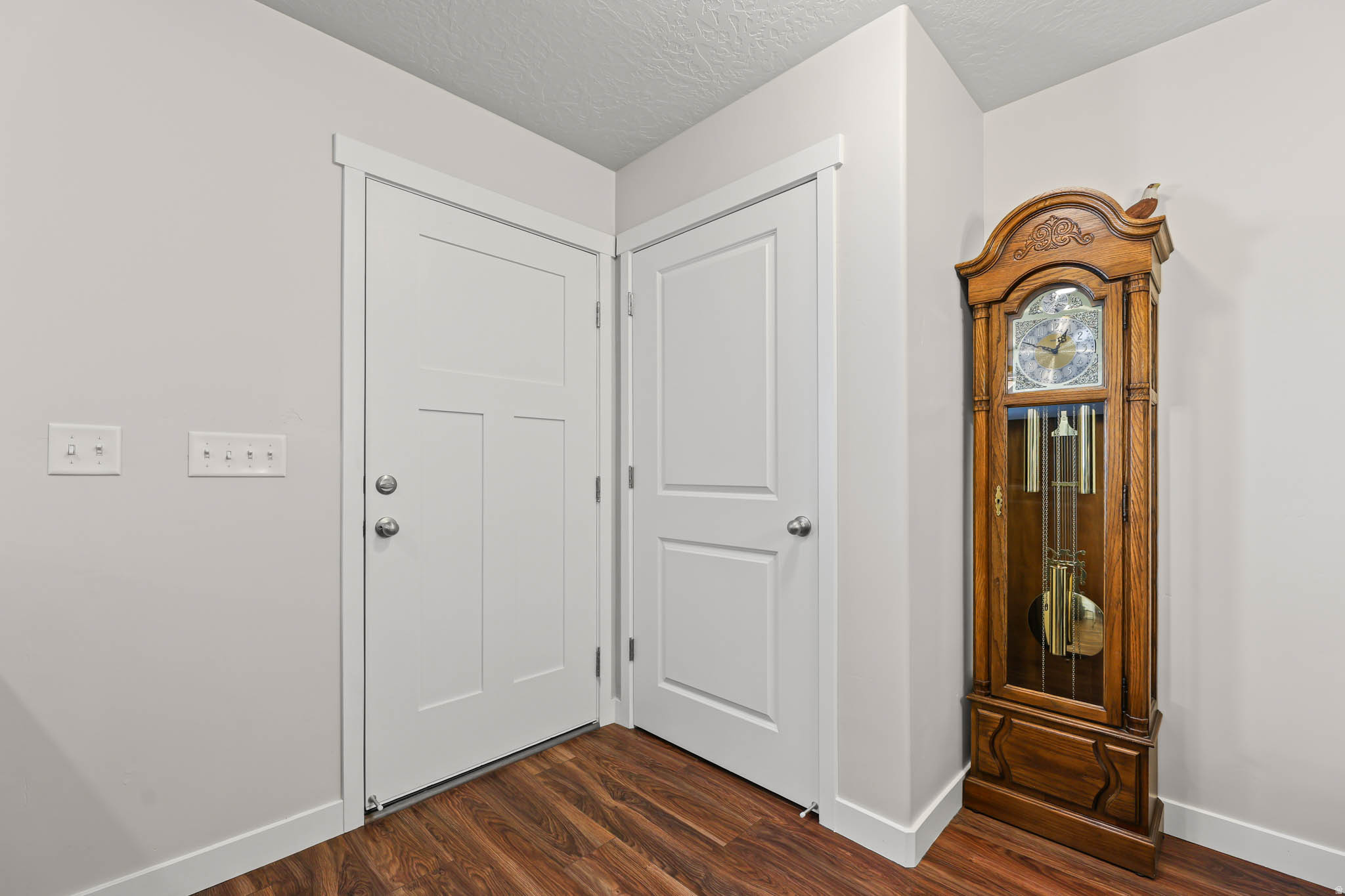 DEL MONTE TOWNHOMES - Residential