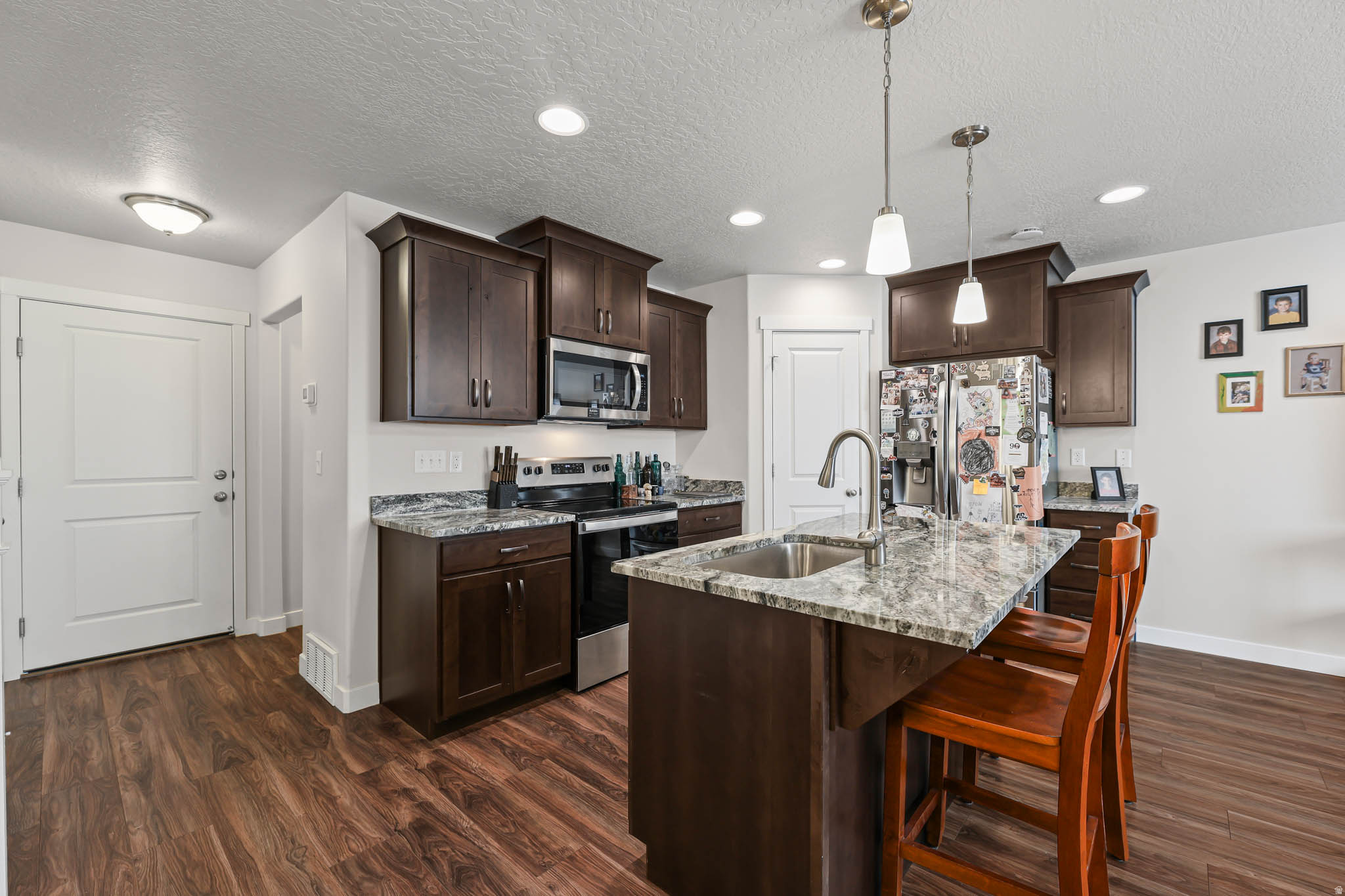 DEL MONTE TOWNHOMES - Residential