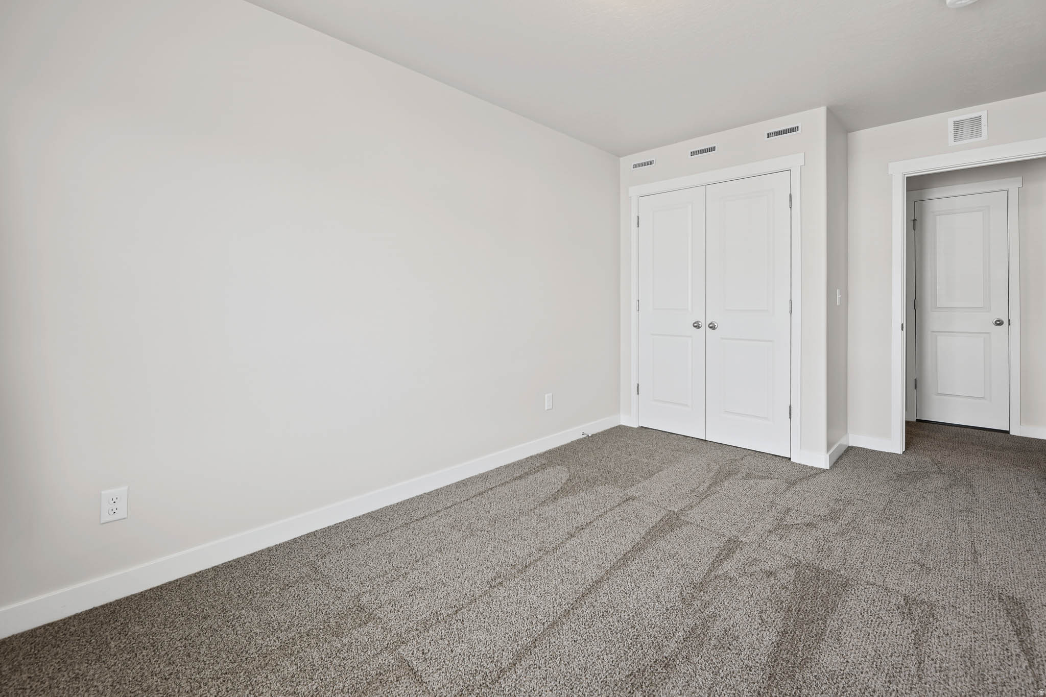 DEL MONTE TOWNHOMES - Residential