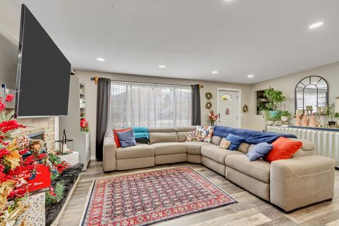 Tiny photo for 6784 S 1530 E, Cottonwood Heights, UT 84121 (MLS # 2126955)